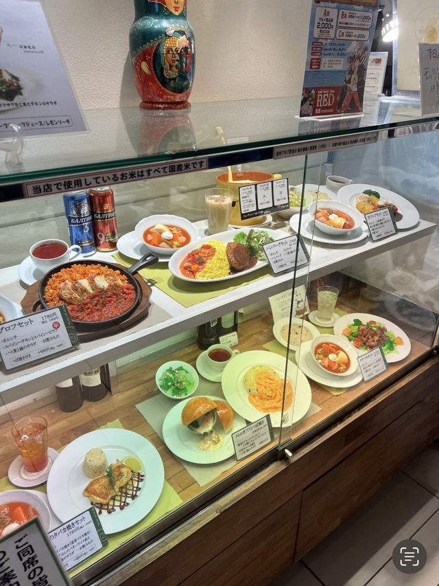Weekend Wandering in Ueno – Culture, Parks & Panda Treats