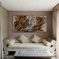 A Haven of Chic Tranquility