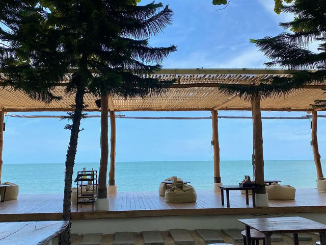 คาเฟ่ริมทะเลสุดชิลล์ @สิชล