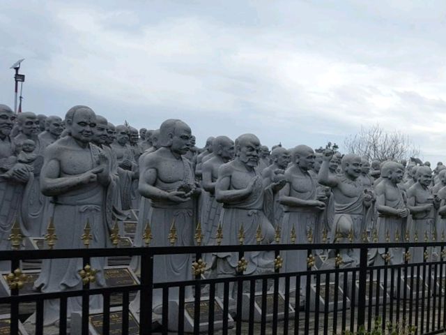 Where Stone Breathes and Sages Dream: The Realm of 500 Lohan