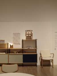国立新美術館で感じた、空間ごとアートな時間