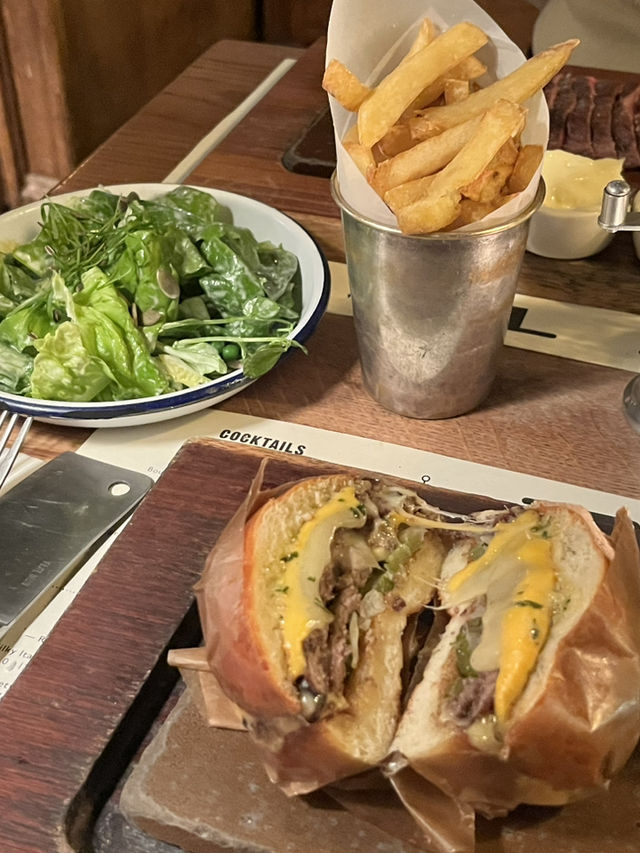 🇬🇧 런던에서 꼭 가봐야 할 스테이크 맛집, Flat Iron 후기 🥩✨