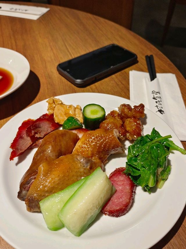 新莊吃到飽，村民食堂廚窗港點 新莊i-Tower店