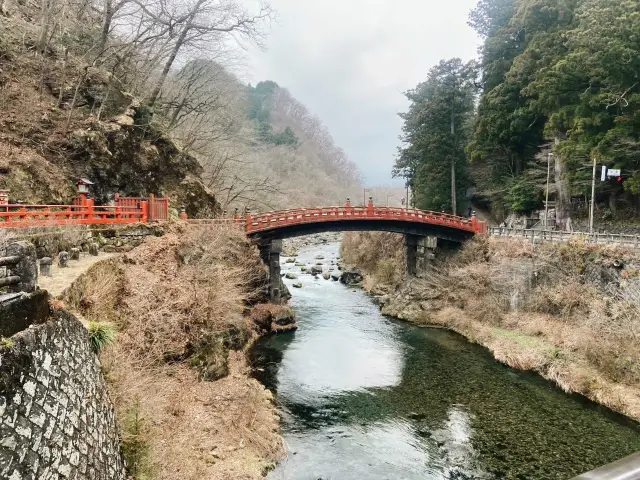 Nikko，靜謐山谷中的小城。