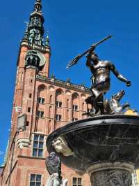 🌍✨ Europe :Gdańsk on a Budget – Poland’s Coastal Charmer! ✨🌍