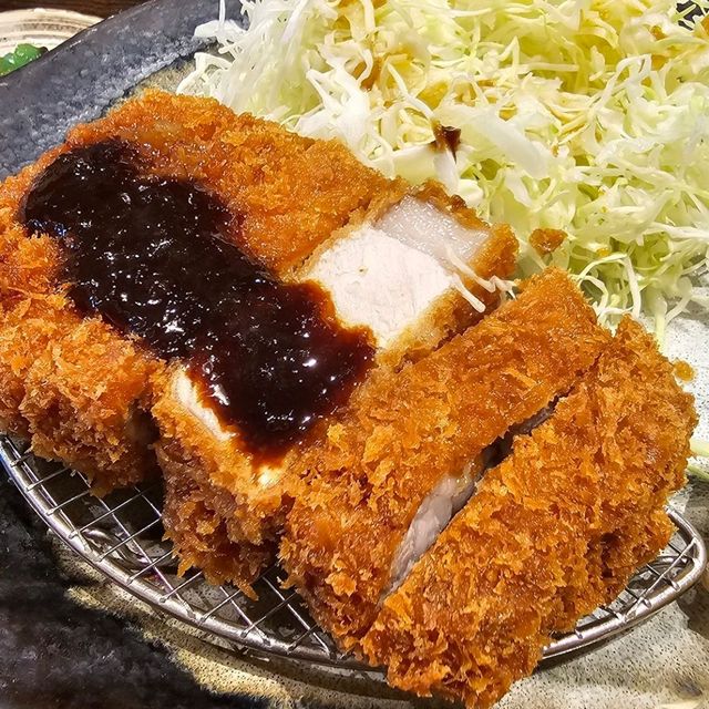 🍱 平價厚切豬排香炸上桌〔富金豚食堂〕