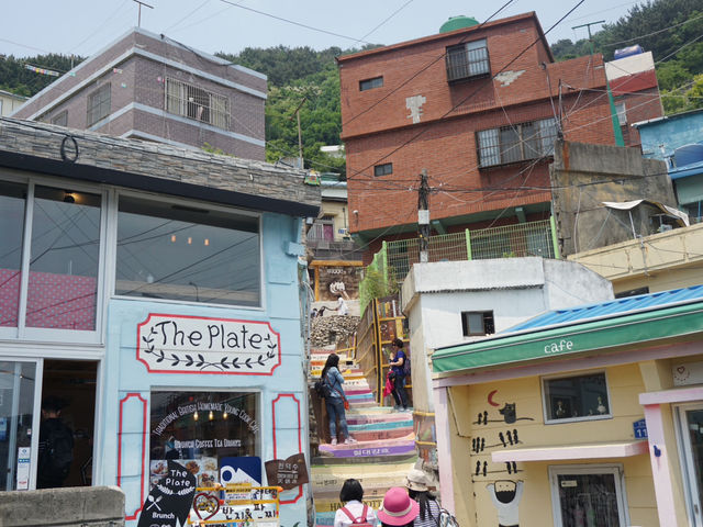 🏘 หมู่บ้านกัมชอน (Gamcheon Culture Village) 