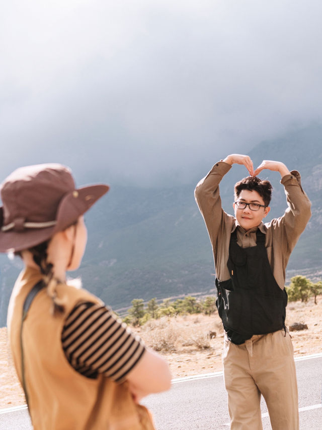 📍 Jade Dragon Snow Mountain Highway – Unexpected Photo Gem on the Way Back 📸🛣️