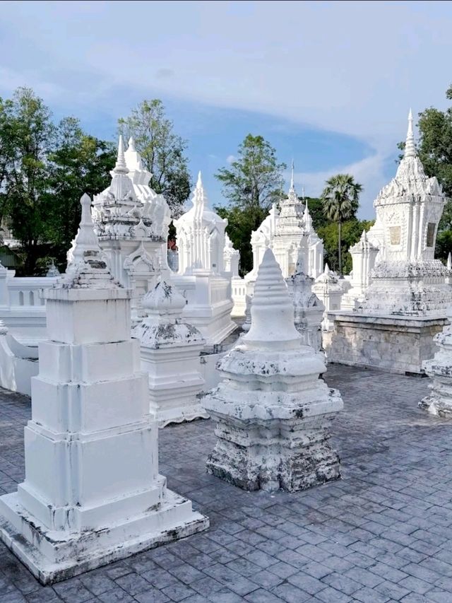 วัดสวนดอก หรือชื่อเดิม วัดบุปผาราม สมัยพญากือนา