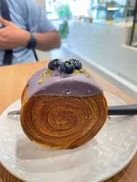 インスタ用キャプション案 “とろけるティンバーリングとミニマルな空間で特別な朝を。🍮🥐
