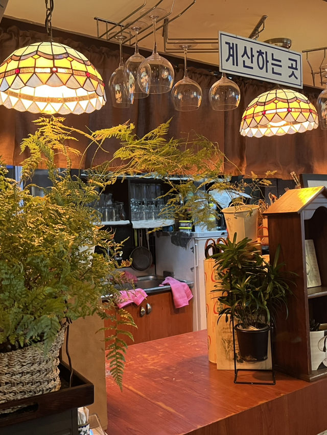 대전역 카페 다방 스타일의 카페 쉘부르
