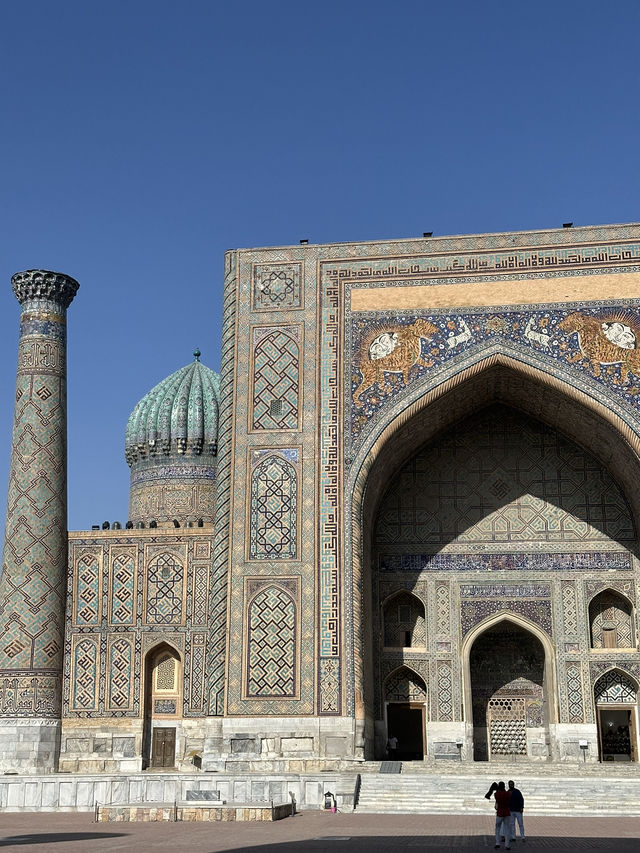 Explore the Majestic Registan Square in Samarkand, Uzbekistan 🇺🇿