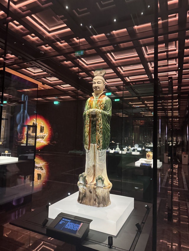 🇲🇴 澳門藝術展王者「保利美高梅博物館」