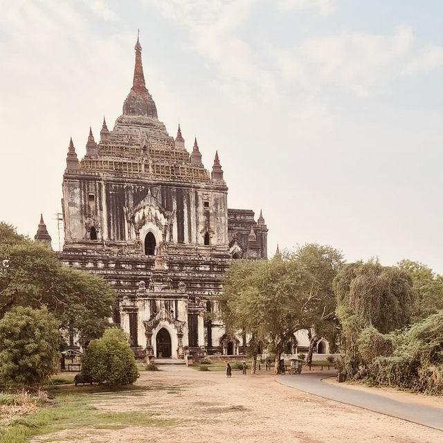 Bagan at Dawn: A Hot Air Balloon Odyssey Over 2,000 Temples