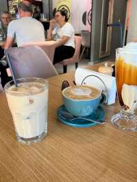 부저우의 도시적 우아함: Magnolia Urban Cafe