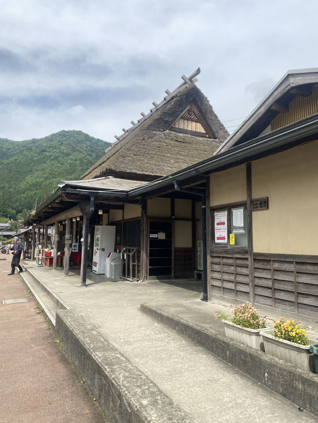 美山合掌村～很有特色的建築～牛奶餅乾必買
