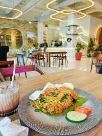 Plant-Powered Plates & Artisan Brews-Botanic Style