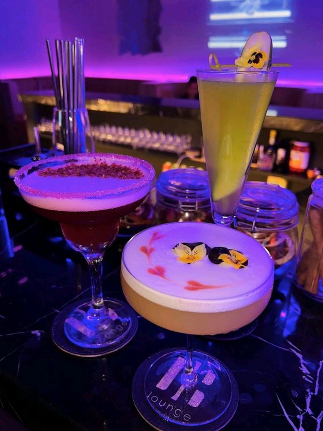 DB Cocktail Lounge