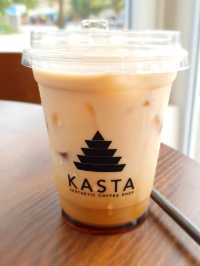 From Lazy Bags to Latte Art, Kasta’s Signature Flow
