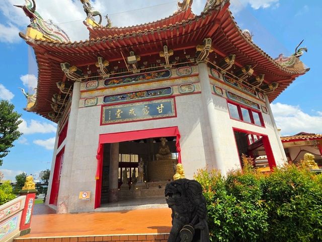 Eight Sides of Serenity : The Hall of Amrita Precepts