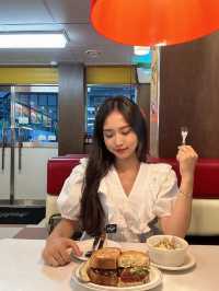 강남에서 미국을 느끼고 싶으시다면?!