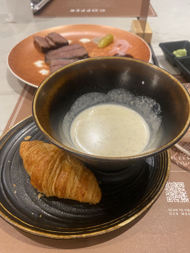 Copper Beyond Buffet เกษรอัมรินทร์ 