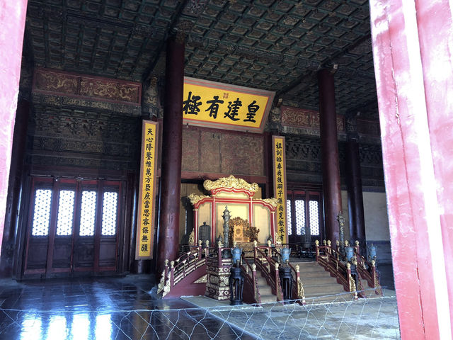 【紫禁城（故宮博物院）｜中国・北京 「皇帝しか歩けなかった道を、いま自分が歩いてる」】