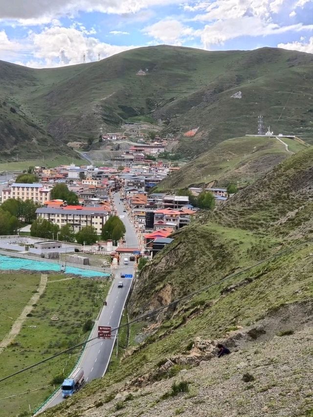 Tagong Feels Like a Dreamy Tibetan Postcard Tagong Feels Like a Dreamy Tibetan Postcard