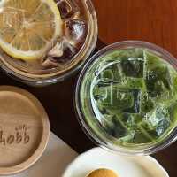 🌱☕️ Bottomless Cafe – คาเฟ่สำหรับคนที่อ