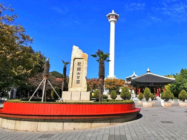 Yongdusan Park: A Relaxing Escape in Busan