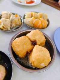 Yong Peng's Best-Kept Secret: Affordable Dim Sum & Stir-Fry Noodles That Delight!