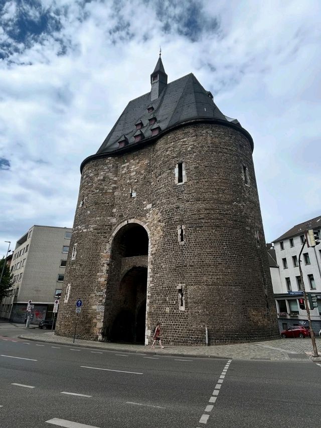 🏰 Aachen Highlights: Germany’s Imperial Spa City