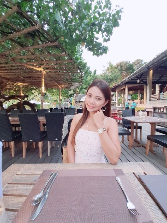 เกาะเสม็ด 3 วัน 2 คืน พักฟินๆ ที่ อ่าวพร้าวรีสอร์