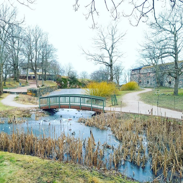 Explore the Historic Suomenlinna Island