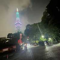 #鋼鐵巨神與夜幕紅塔：台場高達與東京塔之夜🗼🤖