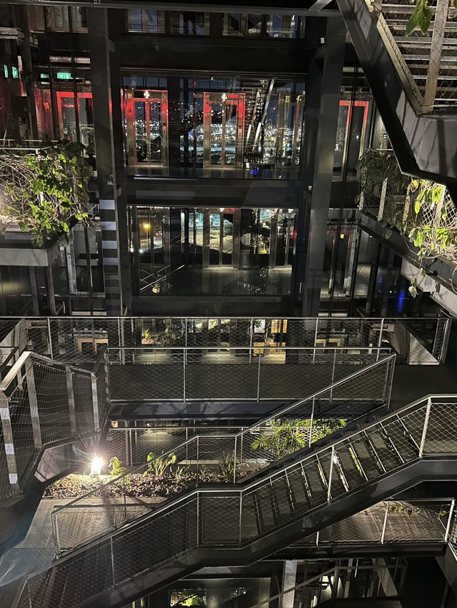 Renaissance Barcelona Fira Hotel – Vertical Garden Elegance in the City