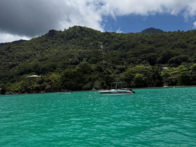 Island Paradise Awaits on Mahe