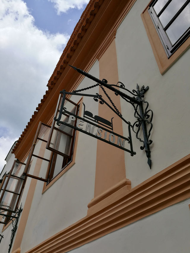 Pension Na Kovárně – A Cozy Riverside Escape in Český Krumlov ✨