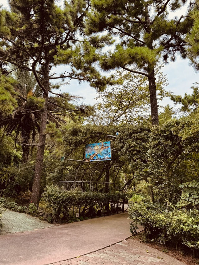 A Sanctuary for Nature Lovers A Sanctuary for Nature Lovers