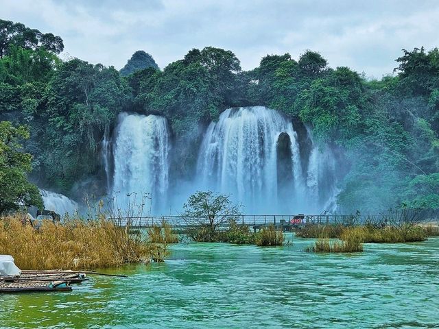 Epic Family Day Trip: Detian Transnational Waterfall with Our Mini Explorer 🌊🛶 Epic Family Day Trip: Detian Transnational Waterfall with Our Mini Explorer 🌊🛶