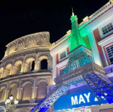 Stunning Fall Nights Out - Arabian Vibes Multicultural Diversity