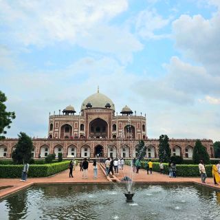The tomb of Emperor Humayun