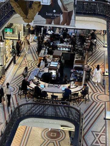 維多利亞大廈打卡🔥 悉尼百年古堡商場，走入宮崎駿動畫！