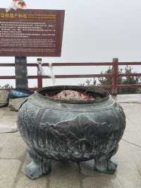 梅里雪山霧濃頂酒店體驗🏔️