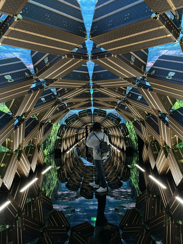 루이비통 가방이 만들어지는 과정을 볼 수 있어서 신기했어요🧳 루이비통 가방이 만들어지는 과정을 볼 수 있어서 신기했어요🧳