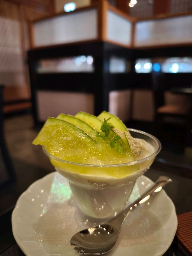 【甲羅】乃日式料理館,裝潢富特色,食物新鮮好味,服務更是一流! 【甲羅】乃日式料理館,裝潢富特色,食物新鮮好味,服務更是一流!