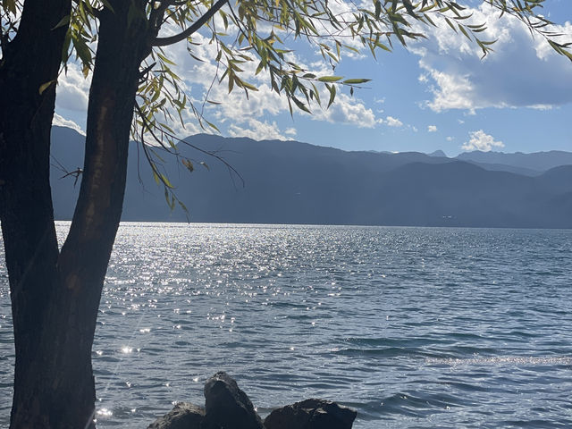 瀘沽湖絕美山水寫意一日遊🌊 瀘沽湖絕美山水寫意一日遊🌊