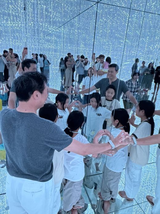 Tokyo Family Attractions | teamLab Planets Toyosu] | Trip.com Tokyo