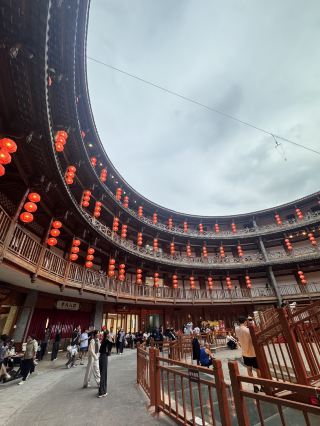 An Impromptu Trip to One of Chengdu’s Lesser-Known Ancient Towns! 🏮