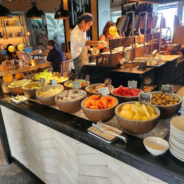 อาหารเช้าที่ดีที่สุดในภูเก็ต @ Fourpoint